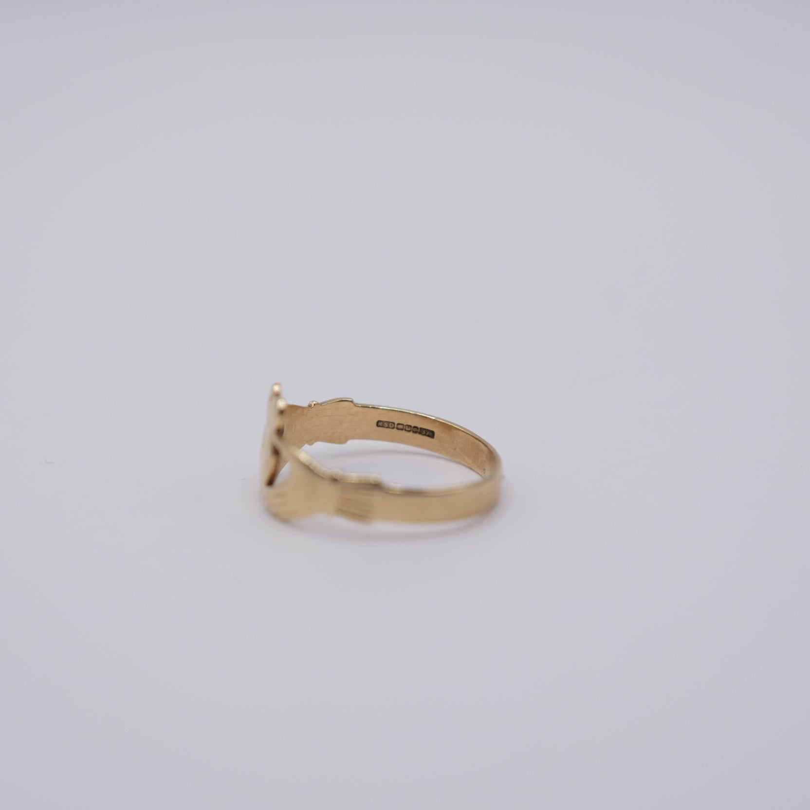 Gold Claddagh
